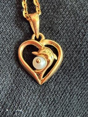 18k dainty heart pendant